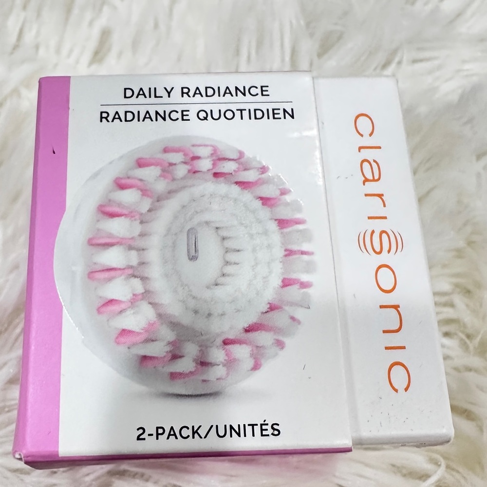 Brand new 2 pack Daily Radiance